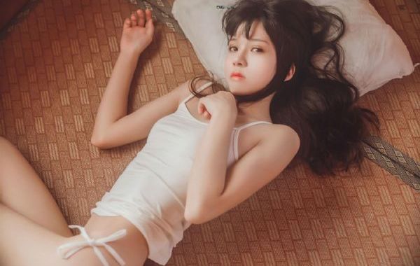 亚洲综合二_1080P手机免费观看完整